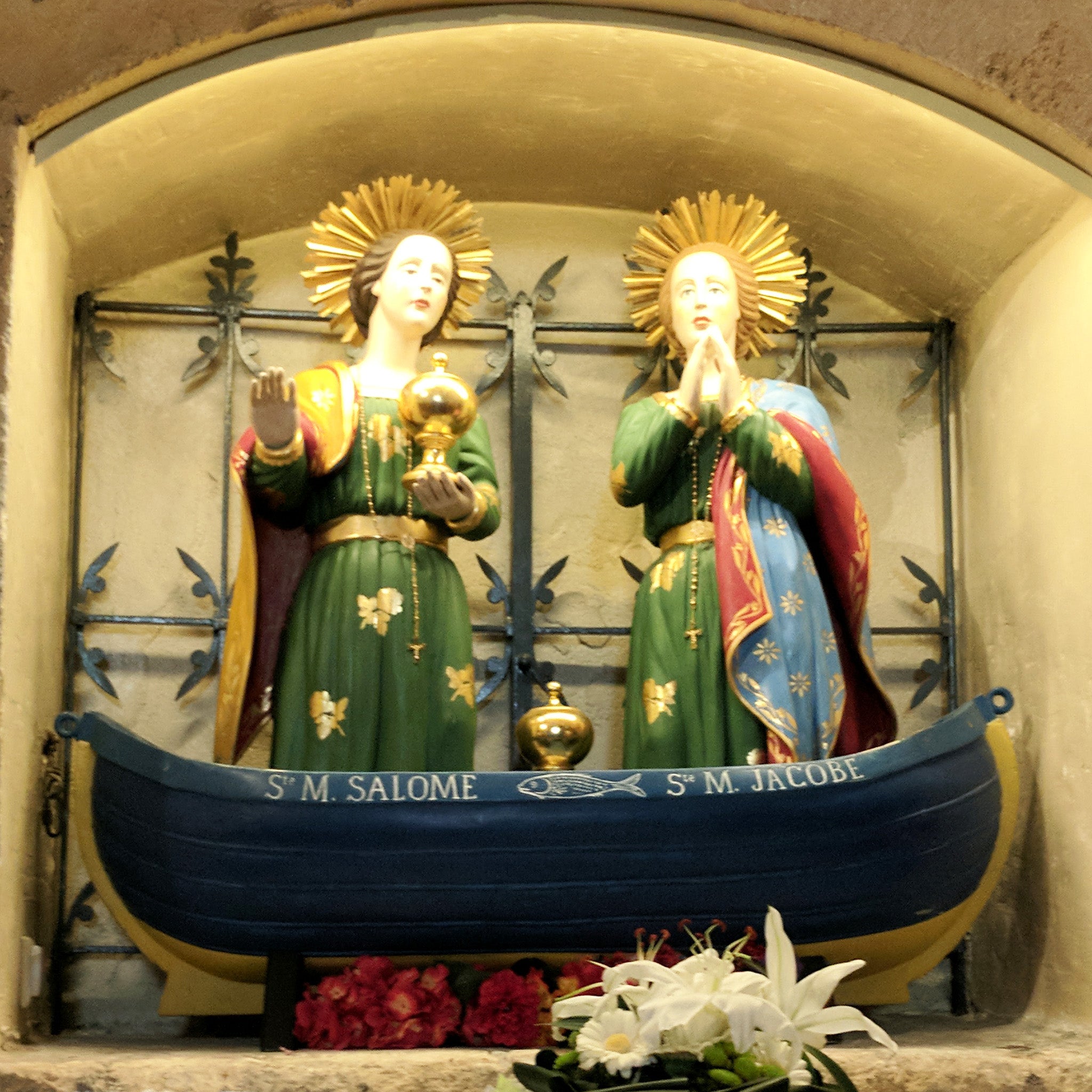 Sainte Sarah / Saintes-Maries 18K Gold Vermeil 14mm SMALL + 18 Inch Italian Fine 18K Gold Vermeil Chain